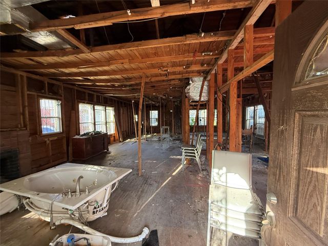 3015 Wentworth Street, Houston, TX 77004