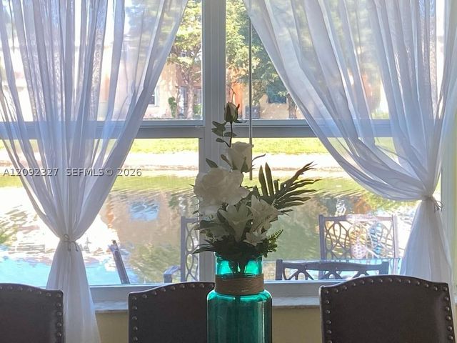 4046 Eastridge Dr, Deerfield Beach, FL 33064
