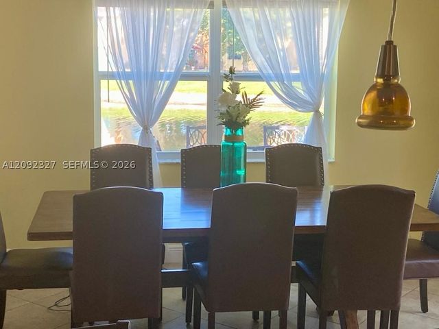4046 Eastridge Dr, Deerfield Beach, FL 33064