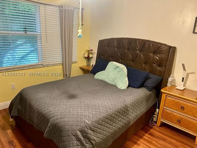 4046 Eastridge Dr, Deerfield Beach, FL 33064