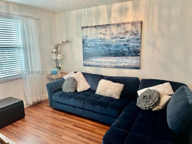 4046 Eastridge Dr, Deerfield Beach, FL 33064