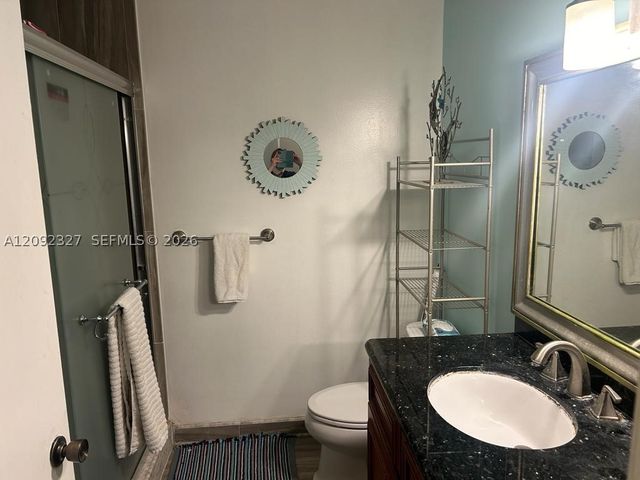 4046 Eastridge Dr, Deerfield Beach, FL 33064