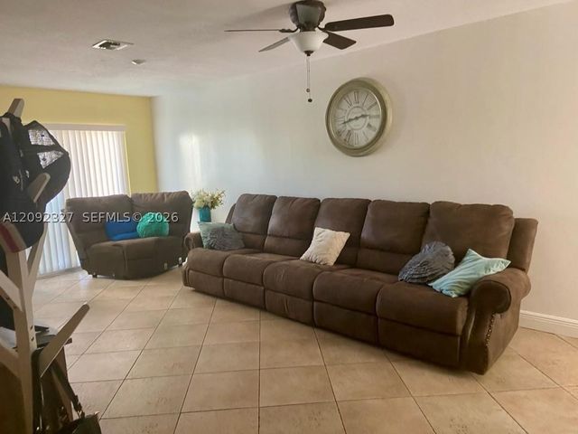 4046 Eastridge Dr, Deerfield Beach, FL 33064