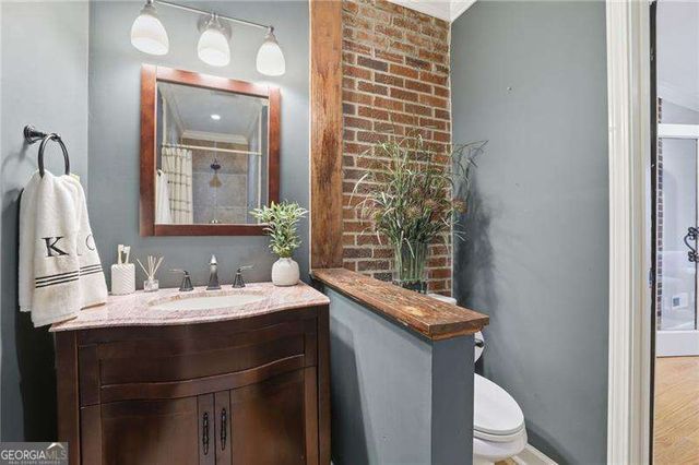 1162 GAIL Drive NE, Brookhaven, GA 30319