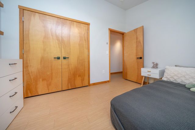 1616 E Whispering Springs Ln, Colbert, WA 99005