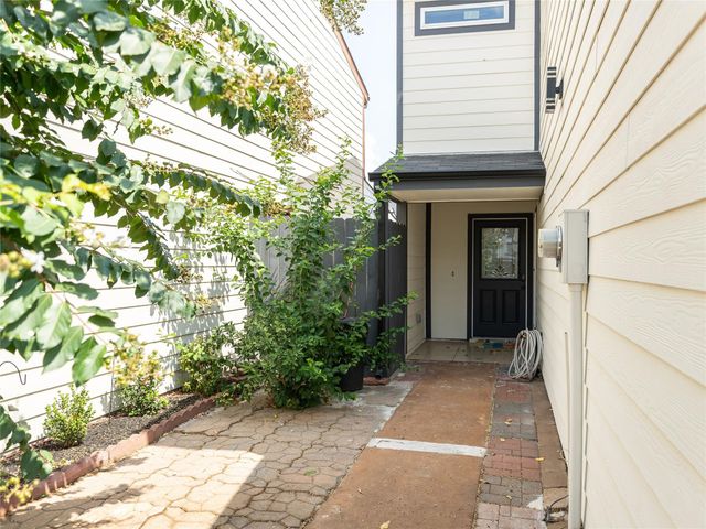 10254 Valleywood Drive, Houston, TX 77041
