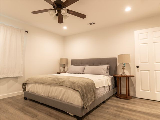 10254 Valleywood Drive, Houston, TX 77041