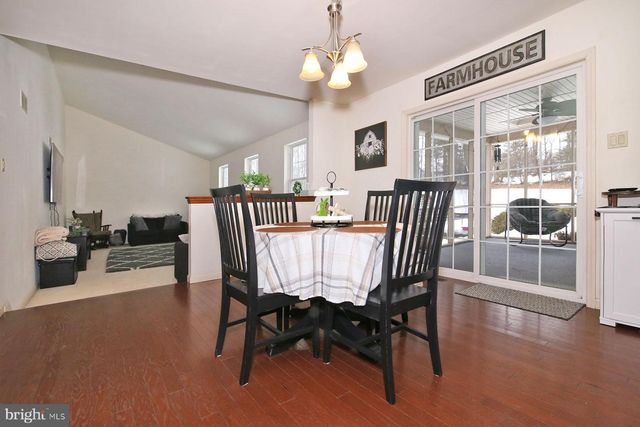 1220 OLD 522, Selinsgrove, PA 17870