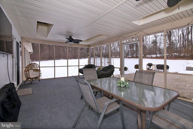 1220 OLD 522, Selinsgrove, PA 17870