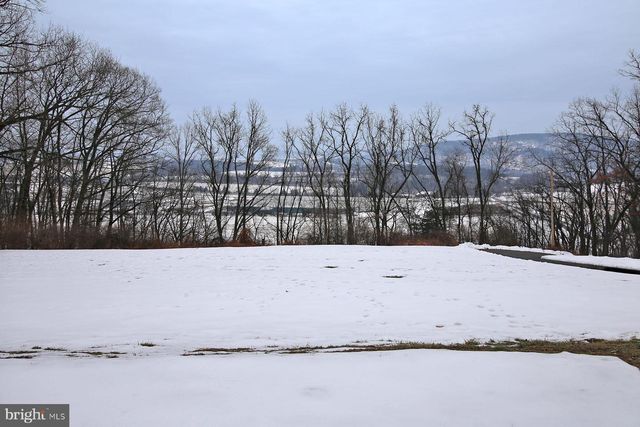 1220 OLD 522, Selinsgrove, PA 17870