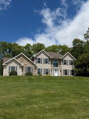 1220 OLD 522, Selinsgrove, PA 17870