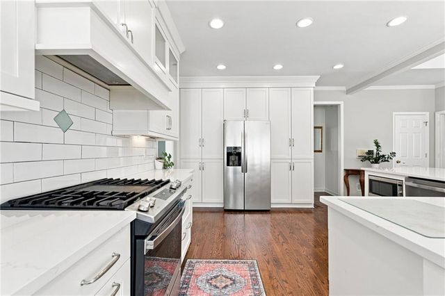 2094 Cape Liberty Drive, Suwanee, GA 30024