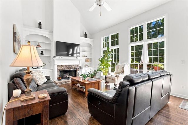 2094 Cape Liberty Drive, Suwanee, GA 30024