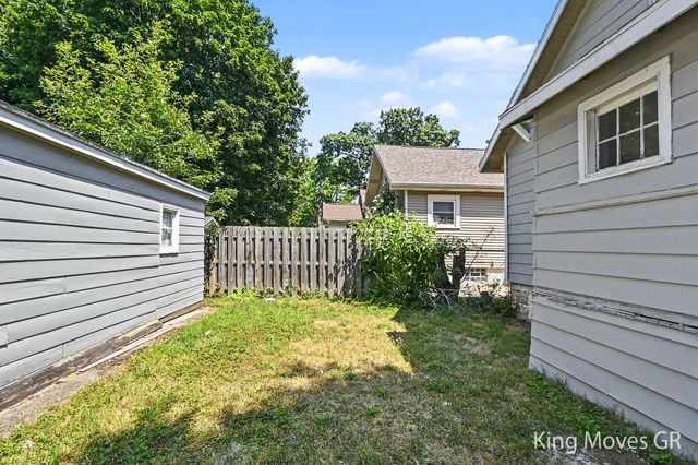 536 Shepard Street, Lansing, MI 48912