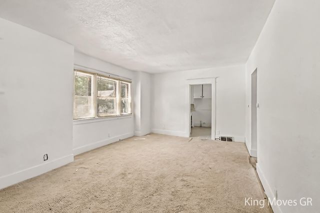 536 Shepard Street, Lansing, MI 48912