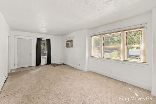 536 Shepard Street, Lansing, MI 48912