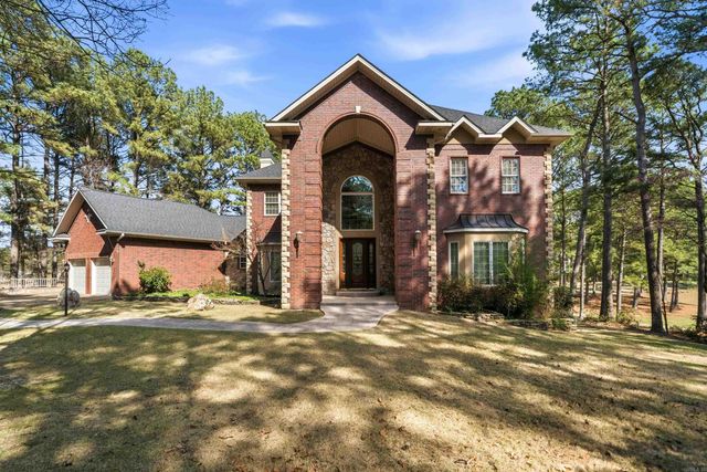 12 Loyola Ln, Hot Springs Village, AR 71909