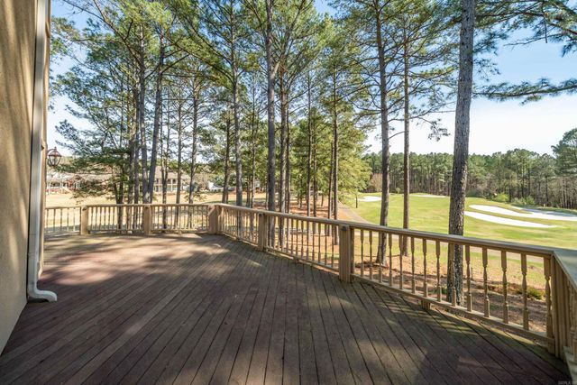 12 Loyola Ln, Hot Springs Village, AR 71909