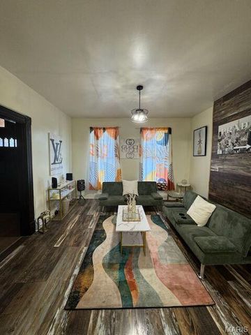 4259 W Cote Brilliante Avenue, St Louis, MO 63113