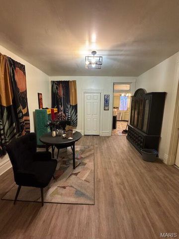 4259 W Cote Brilliante Avenue, St Louis, MO 63113