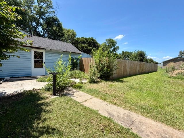 5222 Cedar Drive, Colcord, OK 74338