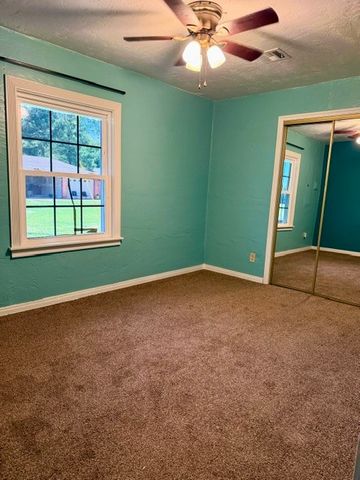 5222 Cedar Drive, Colcord, OK 74338