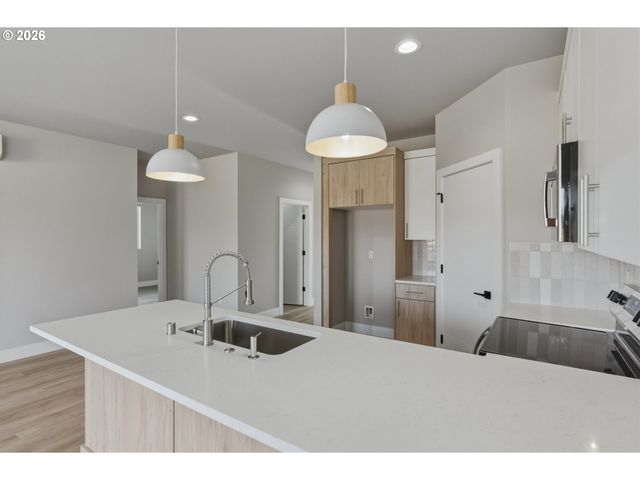 618 Se 34TH St, Battle Ground, WA 98604