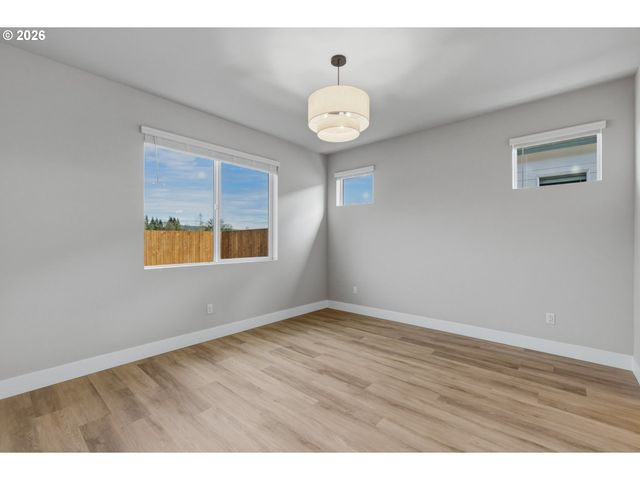 618 Se 34TH St, Battle Ground, WA 98604