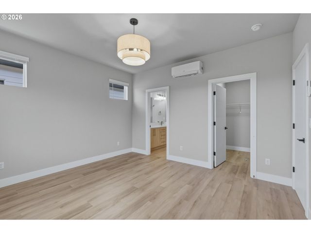 618 Se 34TH St, Battle Ground, WA 98604