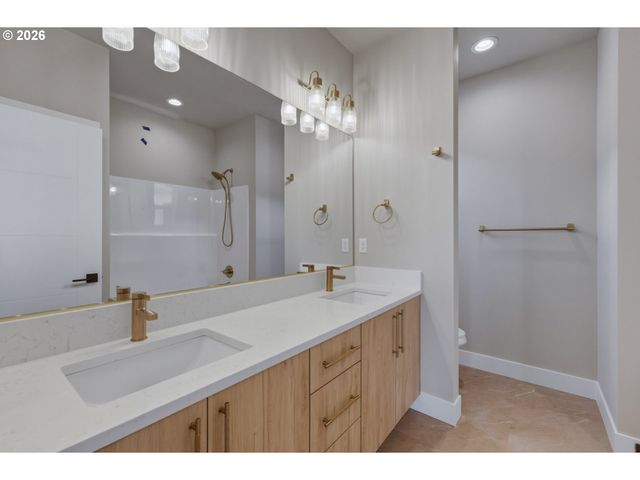 618 Se 34TH St, Battle Ground, WA 98604