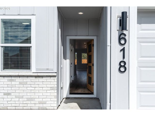 618 Se 34TH St, Battle Ground, WA 98604