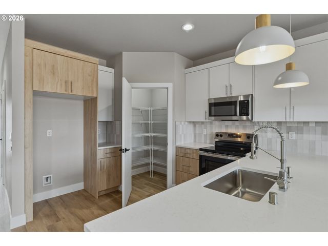 618 Se 34TH St, Battle Ground, WA 98604