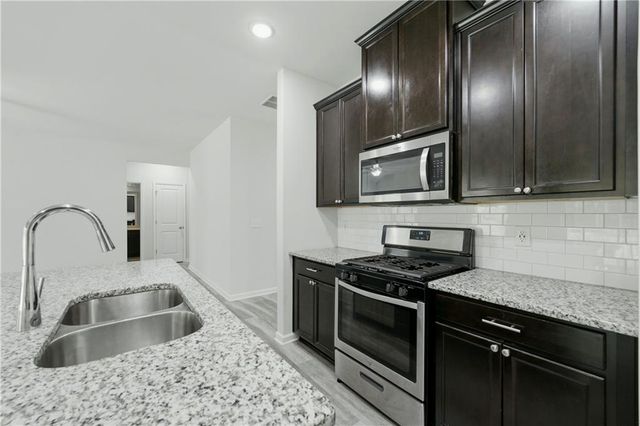 1900 Azure Grove Court, Marietta, GA 30008