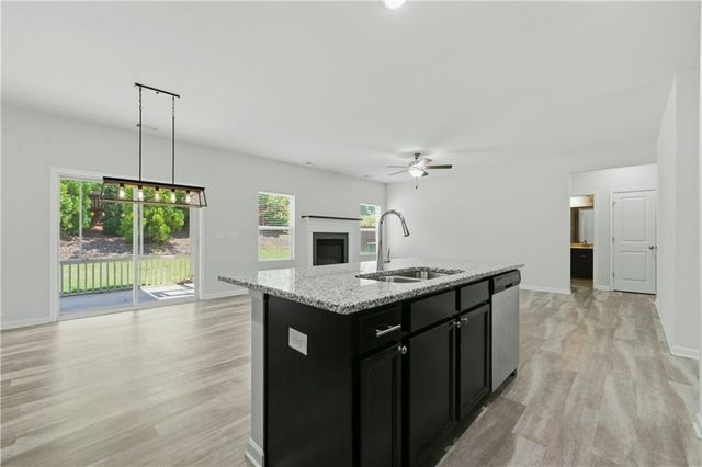 1900 Azure Grove Court, Marietta, GA 30008