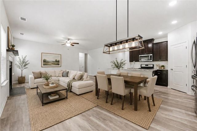 1900 Azure Grove Court, Marietta, GA 30008