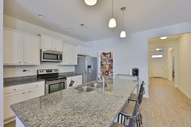 1028 Manassas Dr., Conway, SC 29526