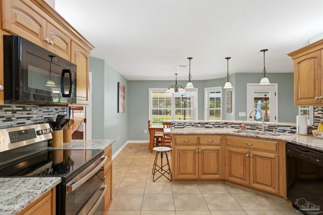 9105 Byrom Campbell Rd, Milton, FL 32571