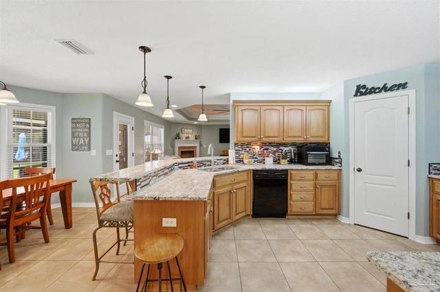 9105 Byrom Campbell Rd, Milton, FL 32571