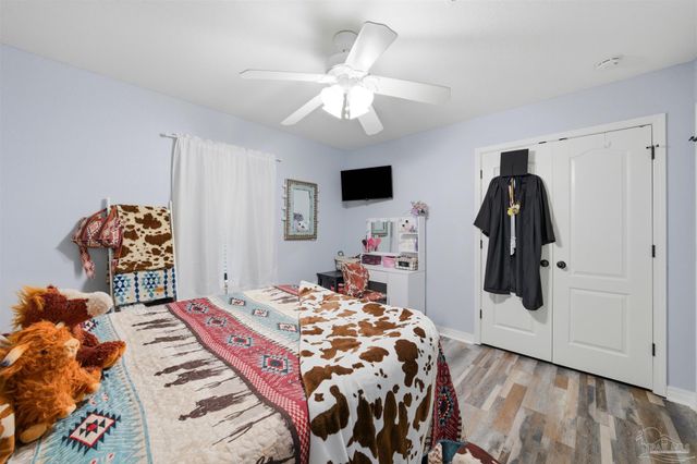 9105 Byrom Campbell Rd, Milton, FL 32571