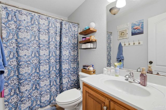 9105 Byrom Campbell Rd, Milton, FL 32571