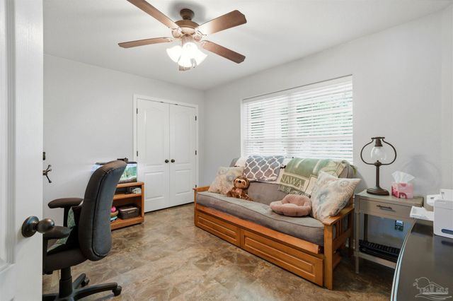 9105 Byrom Campbell Rd, Milton, FL 32571