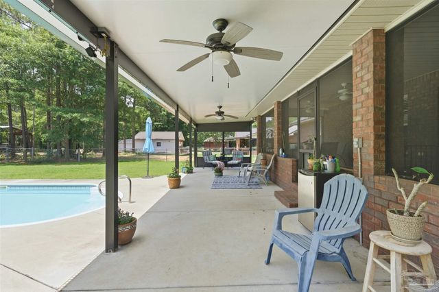 9105 Byrom Campbell Rd, Milton, FL 32571