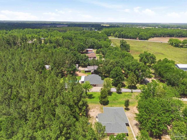 9105 Byrom Campbell Rd, Milton, FL 32571