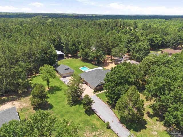 9105 Byrom Campbell Rd, Milton, FL 32571