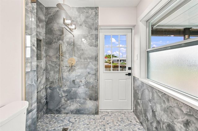 3915 HEADSAIL DRIVE, New Port Richey, FL 34652