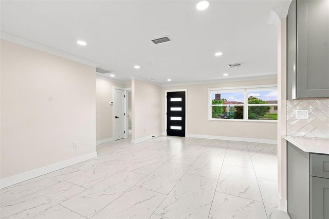 3915 HEADSAIL DRIVE, New Port Richey, FL 34652