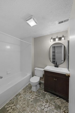 6354 Emberwood Road, Dublin, OH 43017