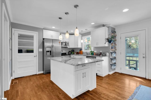 301 Havenhurst Drive, Taylors, SC 29687