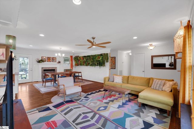 301 Havenhurst Drive, Taylors, SC 29687