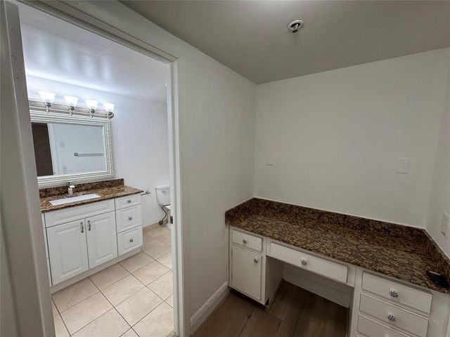 3850 Washington Street 102, Hollywood, FL 33021